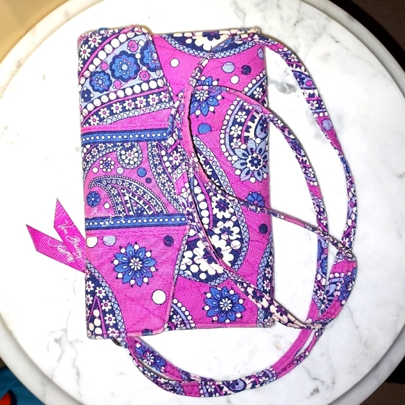 Vera Bradley | Crossbody Wallet - Picture 1 of 4